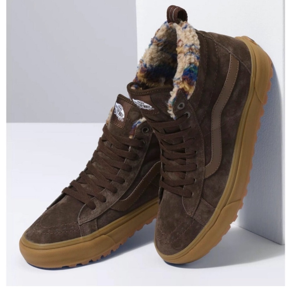 VANS | MTE Sk8-Hi Leather Suede Water Resistant Traction High Top Sneakers - Picture 7 of 7